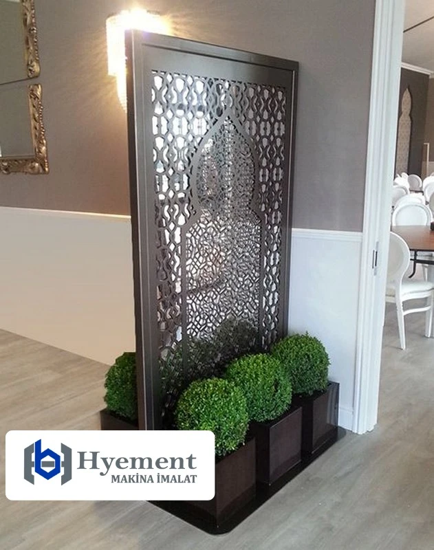 تقنية قص المعادن بالليزر