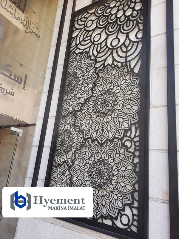 ماكينات قص المعادن بالليزر