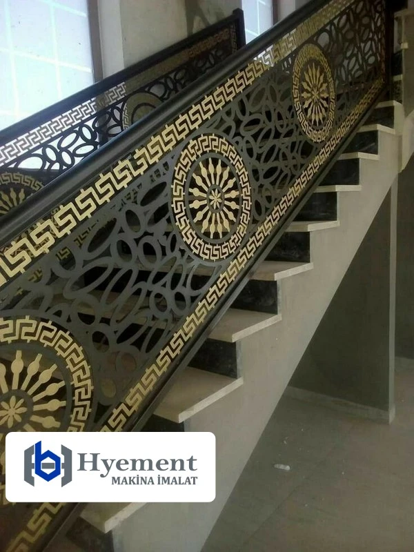 خدمات قص المعادن بالليزر