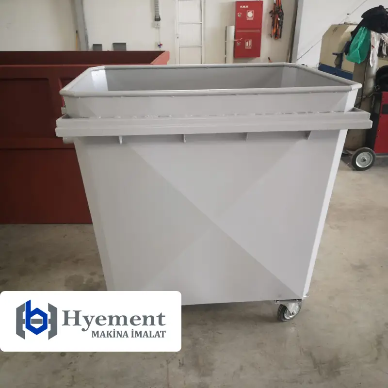 خزانات تخزين كبيرة