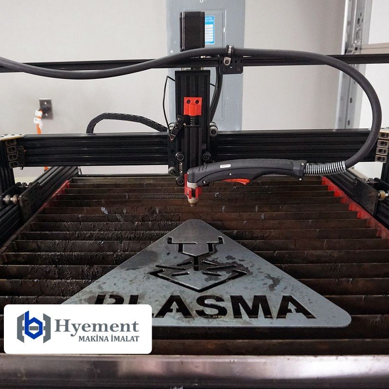 قص الحديد بالبلازما